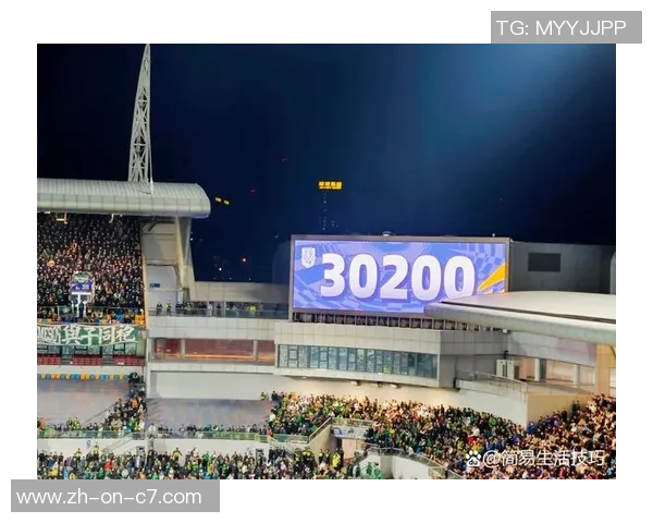 深情告别传奇球星退役时刻全场掌声致敬辉煌足球人生