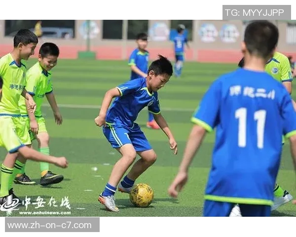 球星深情讲述内心热爱足球故事激励无数年轻人逐梦绿茵场