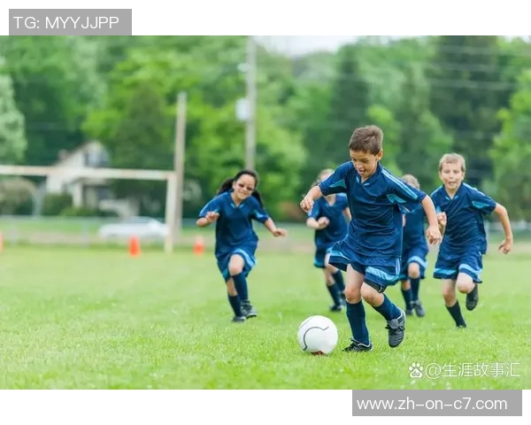八号球星在足球赛场的精彩表现与独特魅力分析